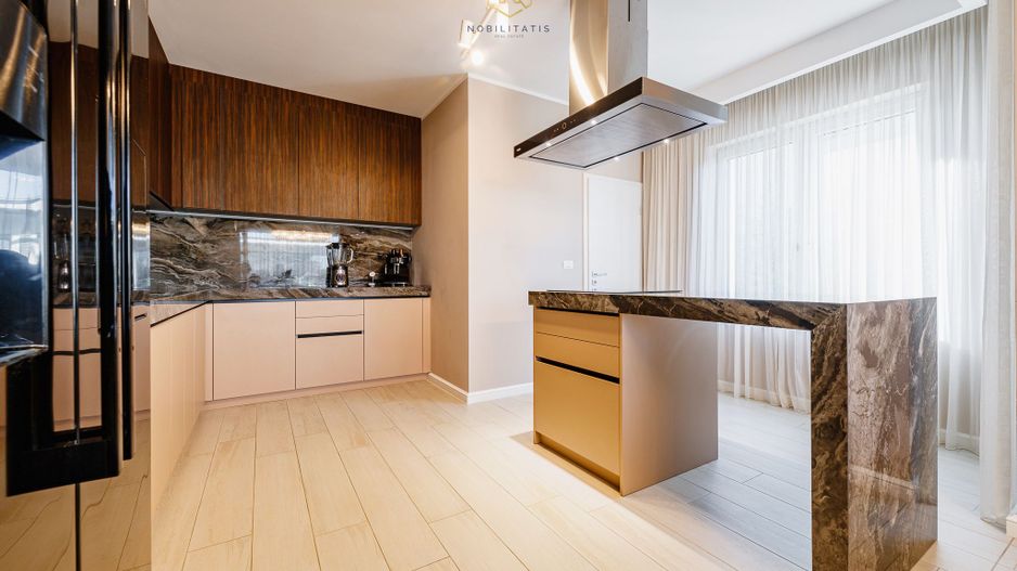 O Capodoperă Arhitecturală, Oferind Eleganță și Confort - Dumbravita - Poză 46