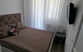 Garsoniera pe Pictor Brana, Selimbar- Etaj 1, loc de parcare privat - Poză 2