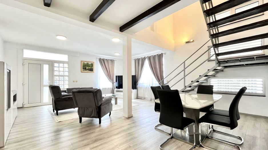 Casă luminoasă cu curte și garaj, perfectă pentru familie | Braytim - Poză 1