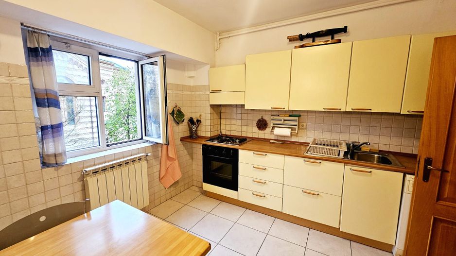 De vanzare Apartament 4 camere ULTRACENTRAL Piata Unirii, Bucuresti - Poză 9