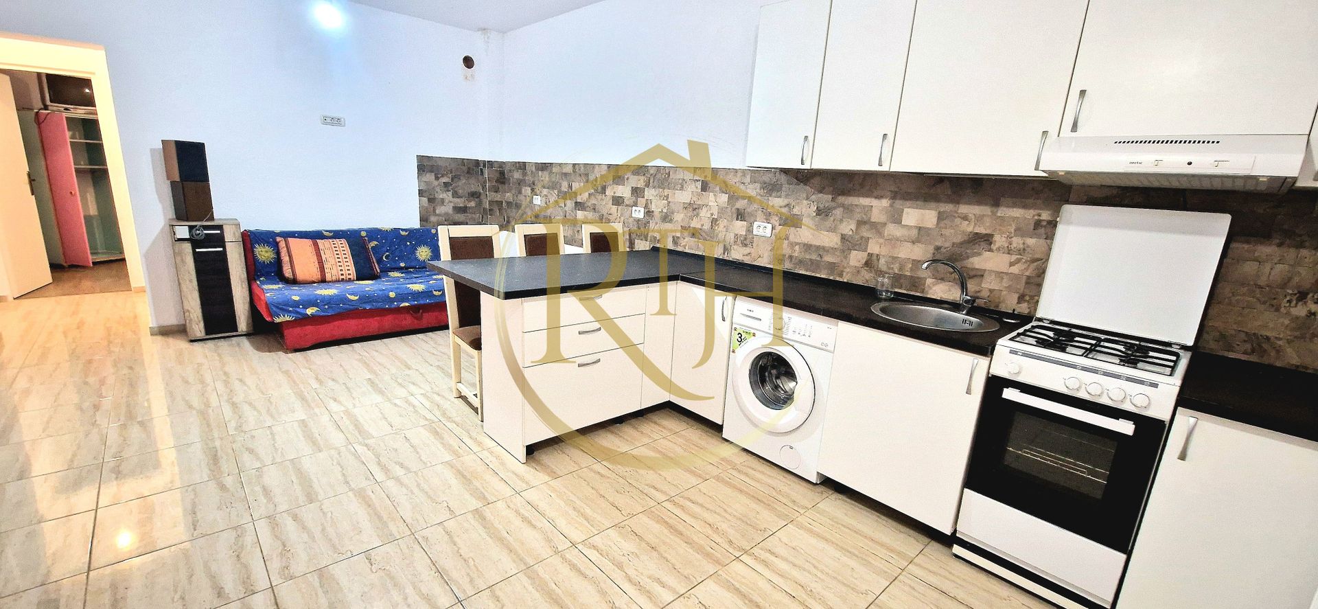 Inchiriez apartament cu 2 camere in bloc nou la 5 minute de Shopping City - Poză 2