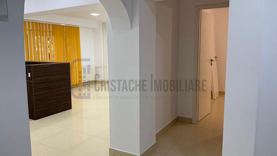 Timpuri Noi_Apartament 3 camere_70 mp_parter_bucatarie mobilata si utilata - Poză 1
