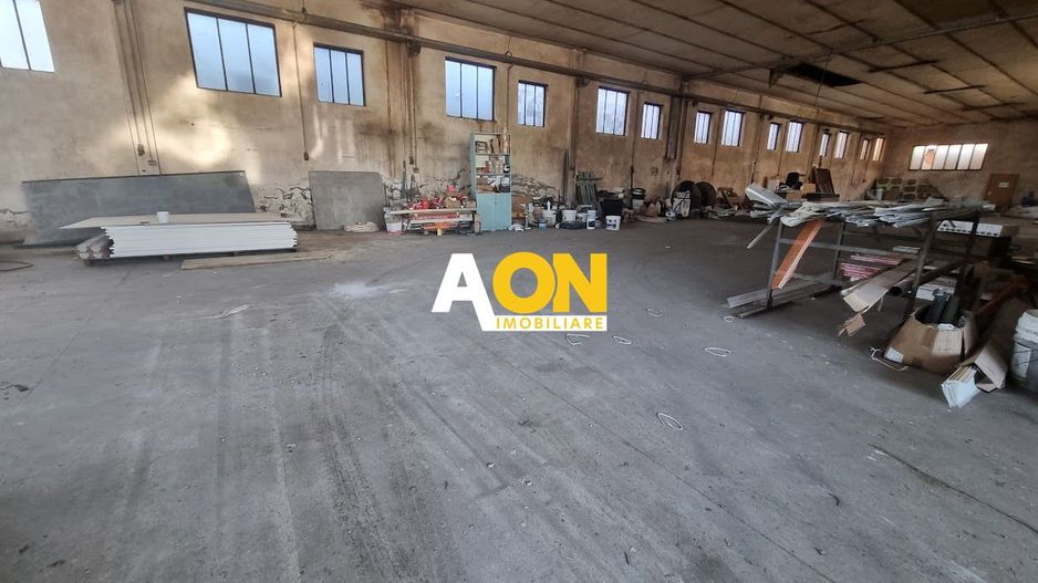 Hala de Inchiriat Zona Centrala, 750mp Utili - Poză 1