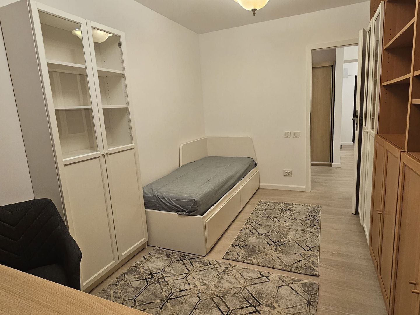 Apartament 4 camere mobilat , Zona Rond Alba Iulia - Poză 9