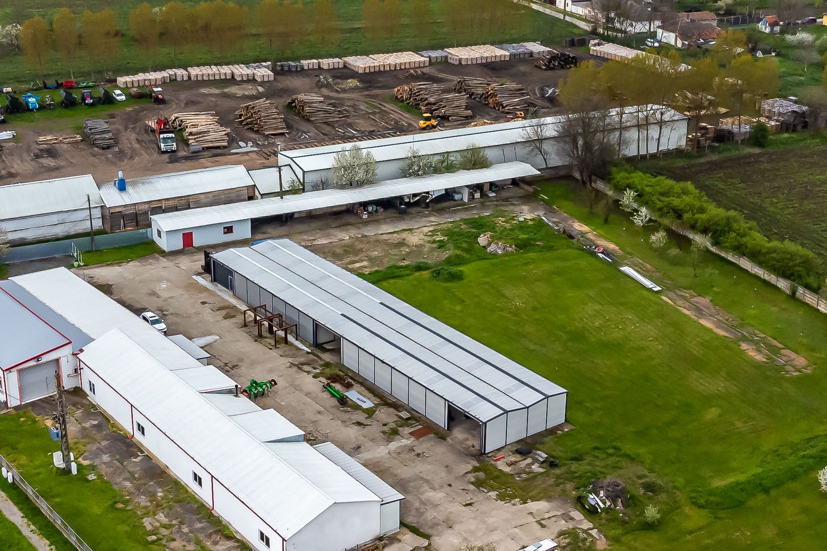 Hale depozitare / producție 1.250 mp în Pecica - Poză 2