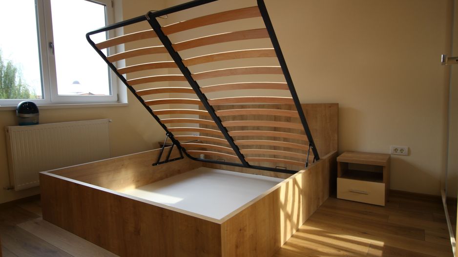 APARTAMENT DEOSEBIT - Poză 5