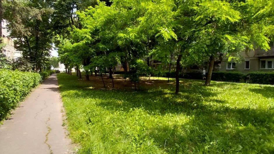 BRASADAS vinde ap 2 cam et.1/4 mobilat utilat cu garaj. - Poză 8