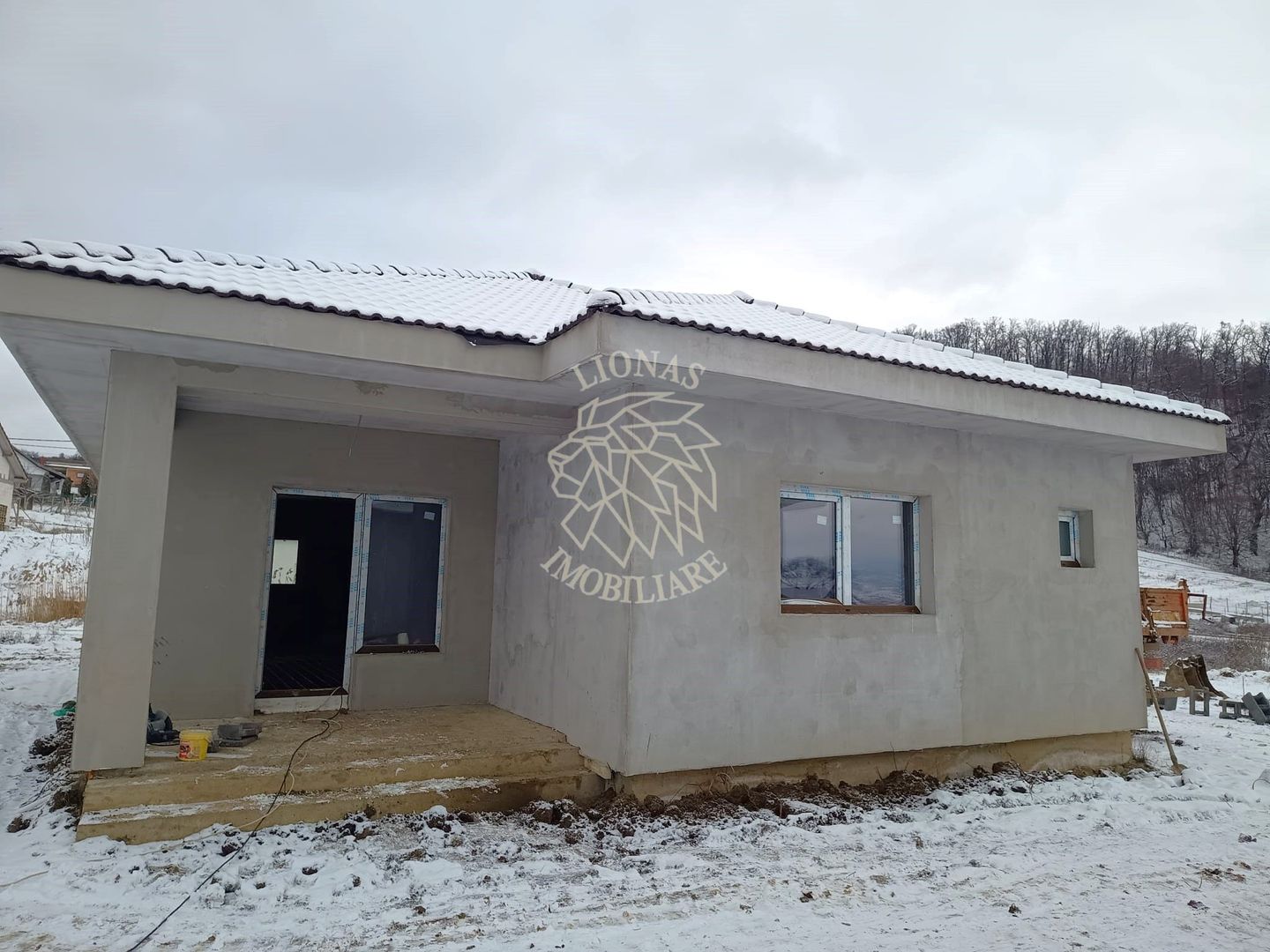 Casa finisata la cheie-5 camere-teren 500 mp- Dealul Jelnei - Poză 1