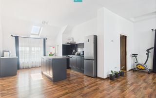 Apartament deosebit cu 3 camere , zona Fratelia - Poză 17