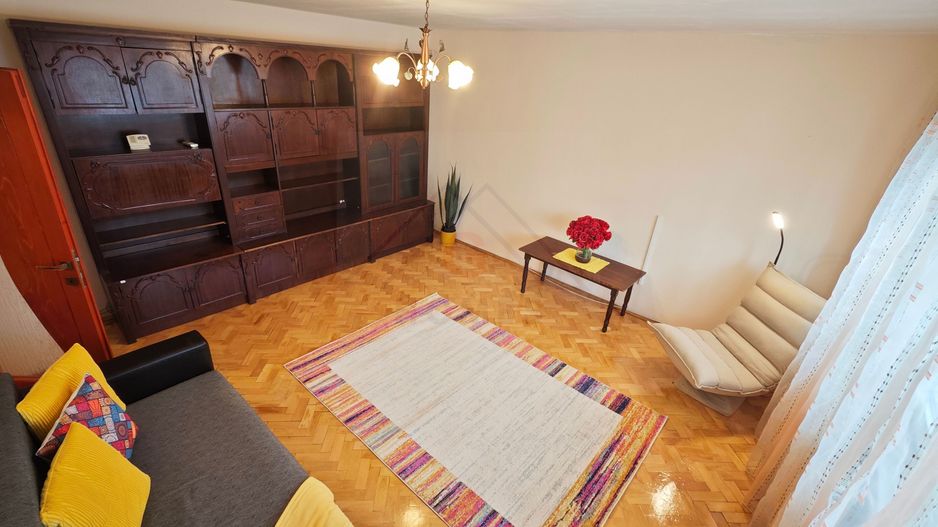 Apartament mare, decomandat, bucatarie separata. PET FRIENDLY. - Poză 38