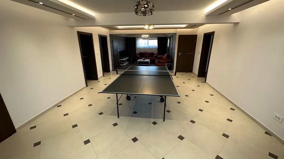 CASA EXCEPTIONALA CU LIVADA PROPRIE - Poză 20