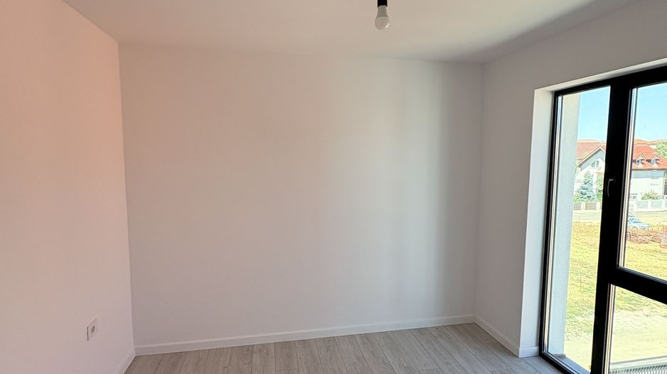 3 CAMERE, ZONA EXCELENTĂ, 2 MINUTE PÂNĂ LA PRINCIPALA - Poză 2