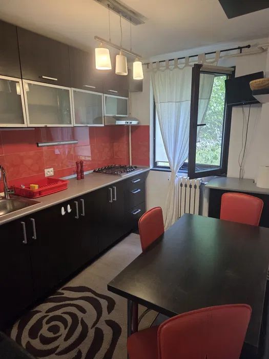 Prima inchiriere! Ap. 2 camere, SD., et.1, 450euro-Ciurchi - Poză 1