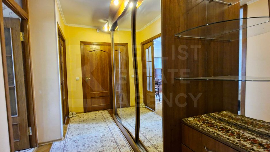 Chirie, apartament, 3 camere, Strada Calea Ieşilor, Sculeni - Poză 14