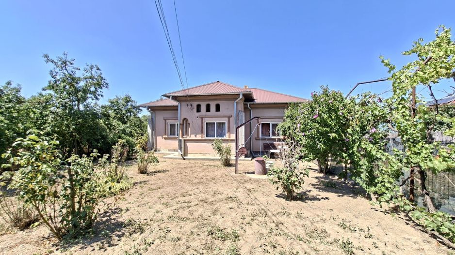 Casa Teiu Deal 84 mp toate conditile mutare imediata - Poză 1