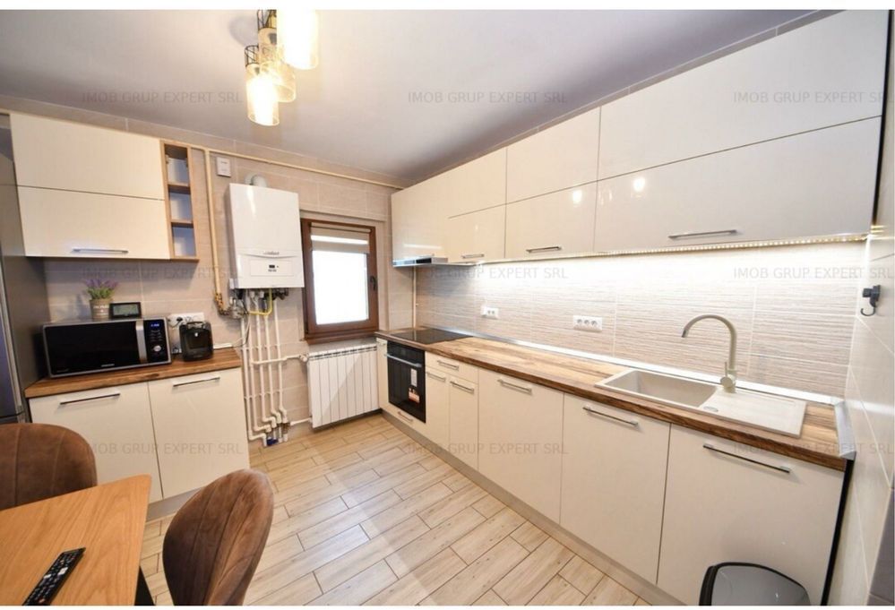 Apartament 4 camere MARE (100 mp) , Micro 17 - Poză 1