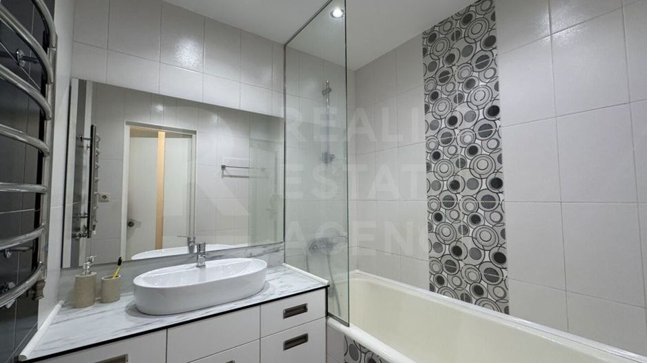 Chirie, apartament, 3 camere, str. Petru Movilă, Centru - Poză 8
