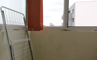 Cf 1, centrala proprie, balcon, intr-o zona linistita din Complex-ul Studentesc. - Poză 4