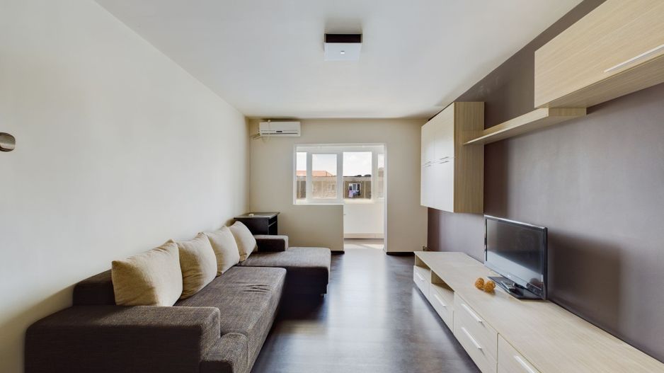 Apartament zona Lipovei - Poză 1