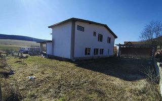 🏡 Casă spațioasă de vanzare | 202 mp utili | Tofalău | 180.000 € - Poză 3