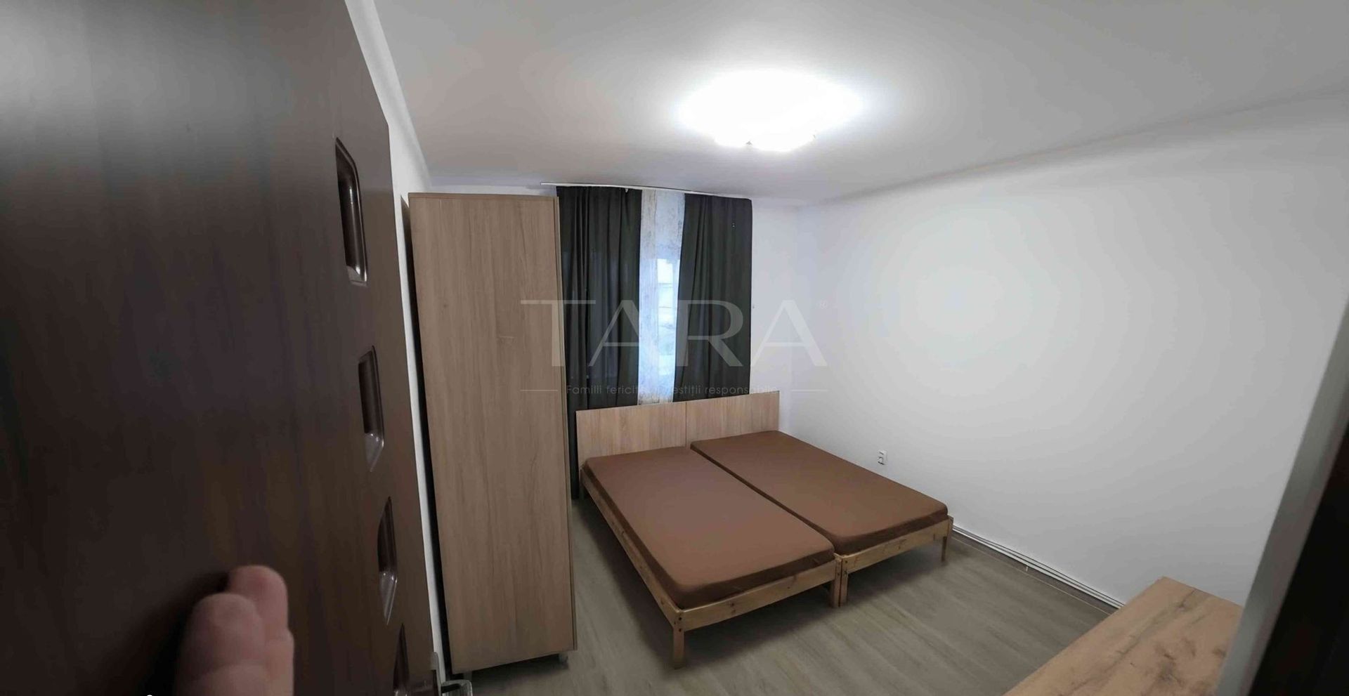 Apartament modern 2 camere în Gruia, ideal pentru locuit sau investiti - Poză 4