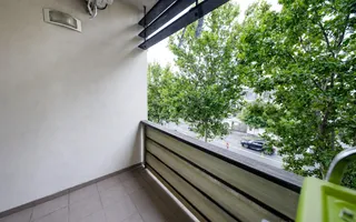 Apartament 3 camere, complet mobilat, decomandat, etaj intermediar - Poză 24