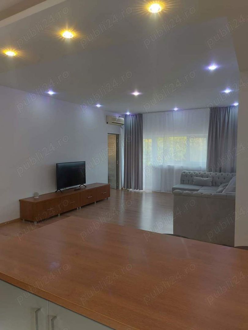 Apartament cu 4 camere  superb (100mp) - Poză 3