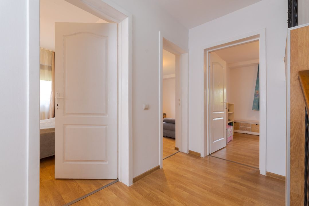 4 camere in triplex, teren 334 mp si terasa – Dumbravita, str. Magura - Poză 30