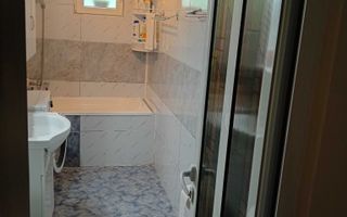 De vânzare apartament 2 camere, decomandat - zona Astra - Poză 5