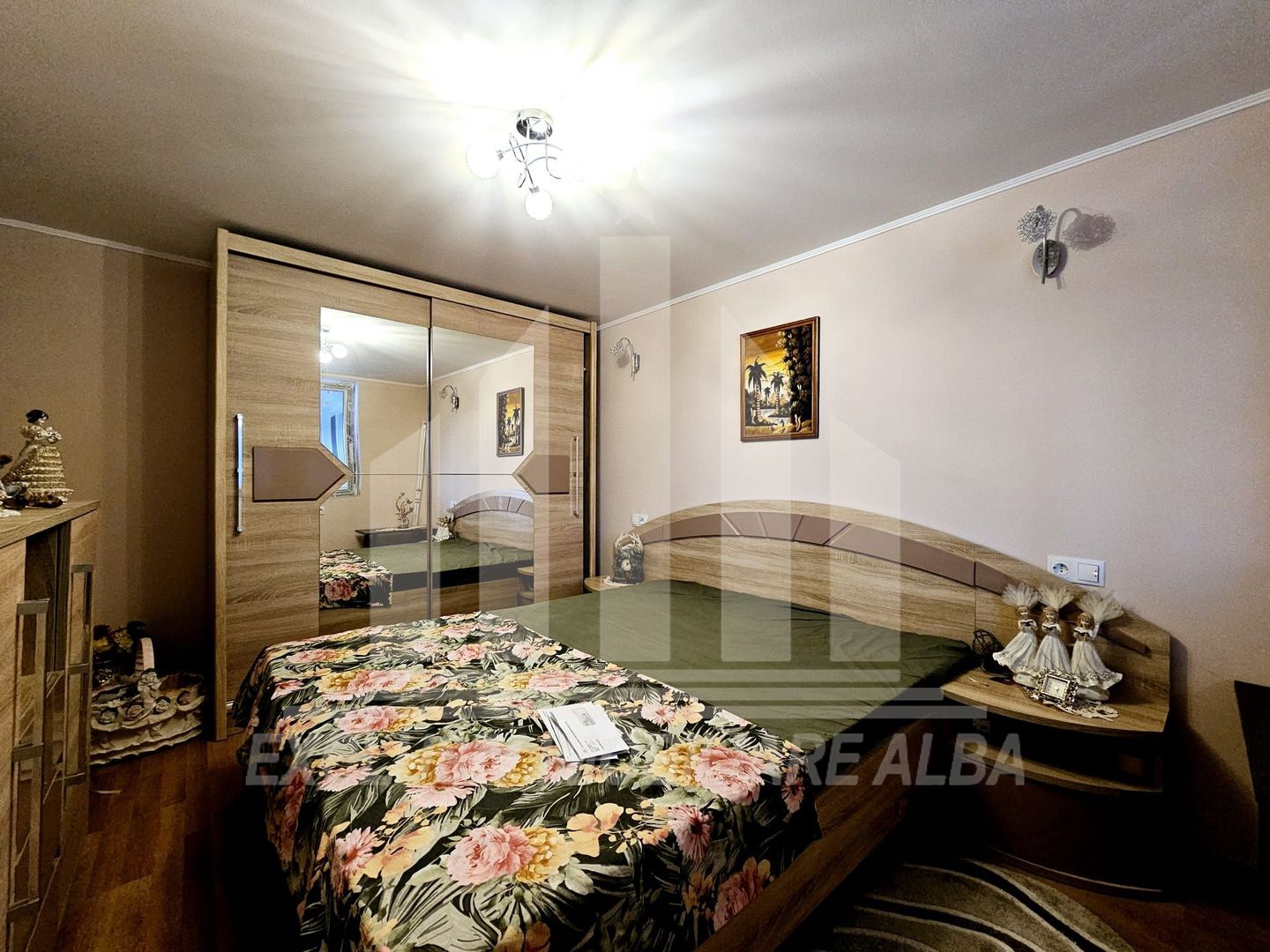 Casa individuala de vanzare in Barabant - Poză 7