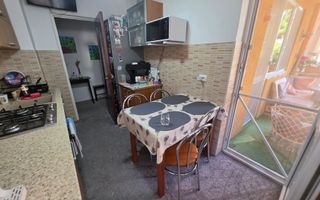 Apartament 2 Camere, Decomandat, Zona Cetate, Etaj 1 - Poză 7