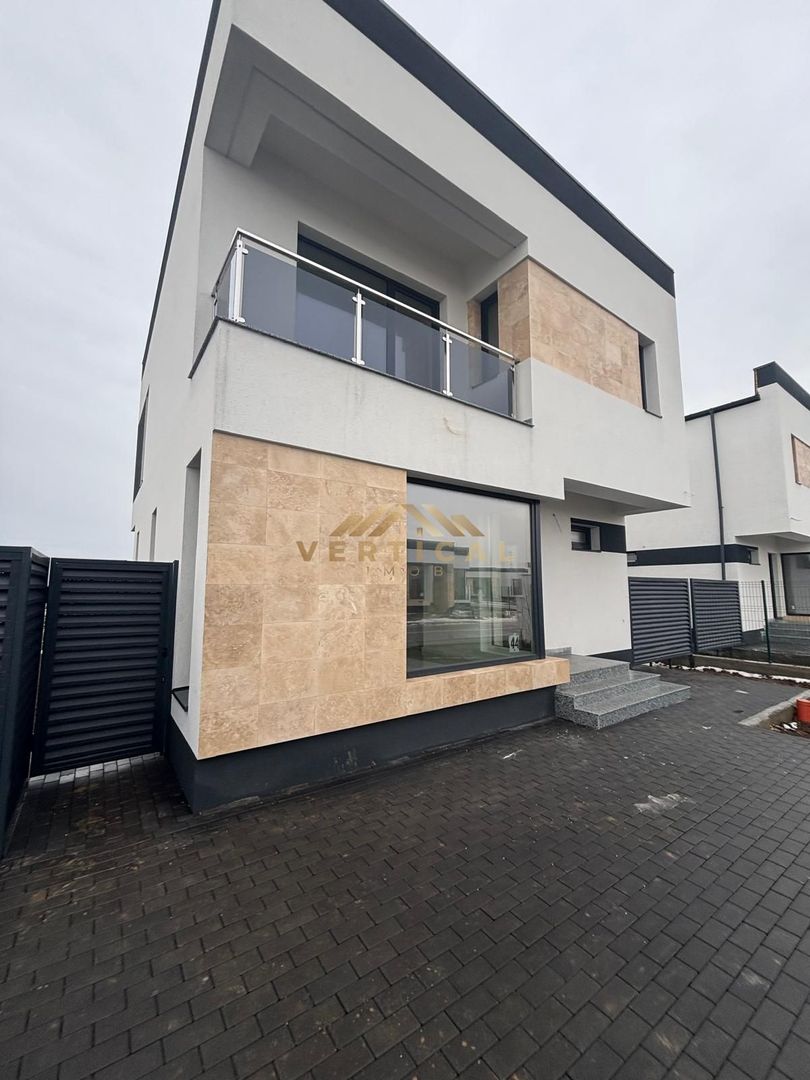 Locuință P+E modernă, 3 băi, teren generos de 323 mp - Poză 19