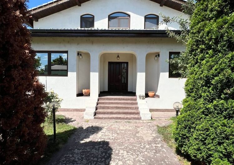 Casa deosebita P+M si teren aferent 800mp - Oltenita - Poză 3
