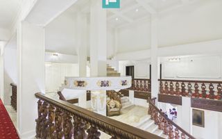 Proprietate Exclusivistă de Închiriat - Poză 37