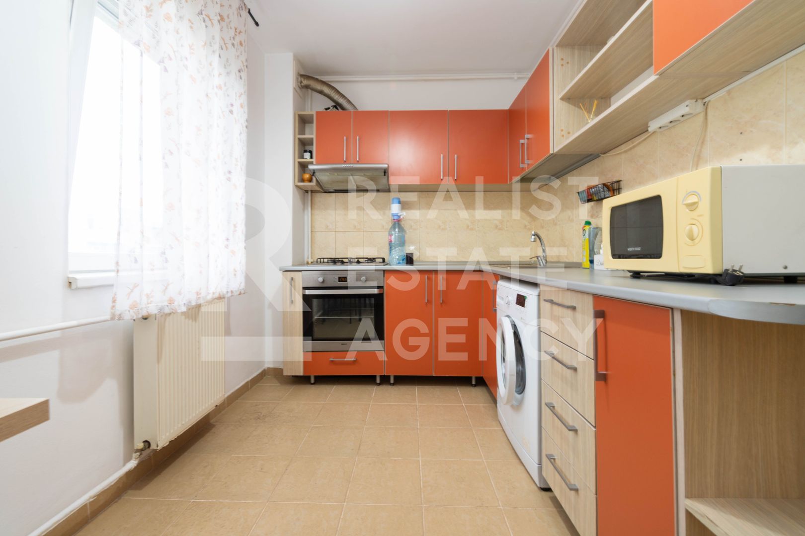 Vânzare, garsonieră în zona Drumul Taberei - Poză 9