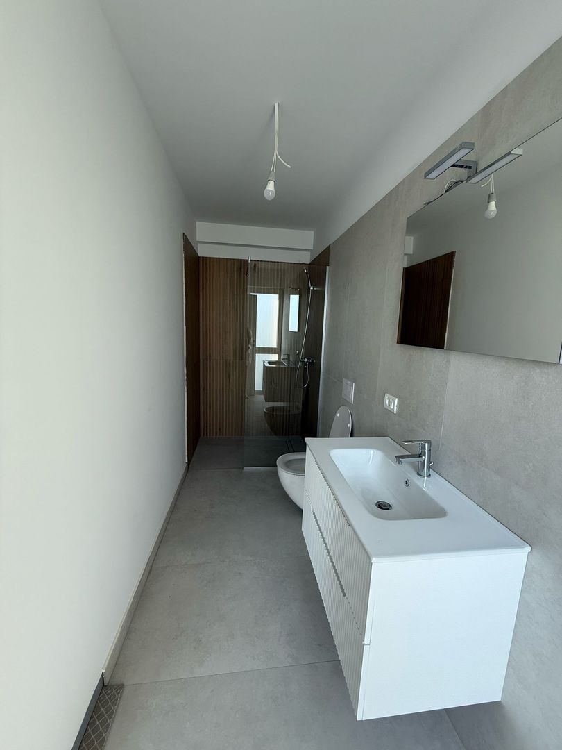 Duplex spatios cu teren generos - Poză 9