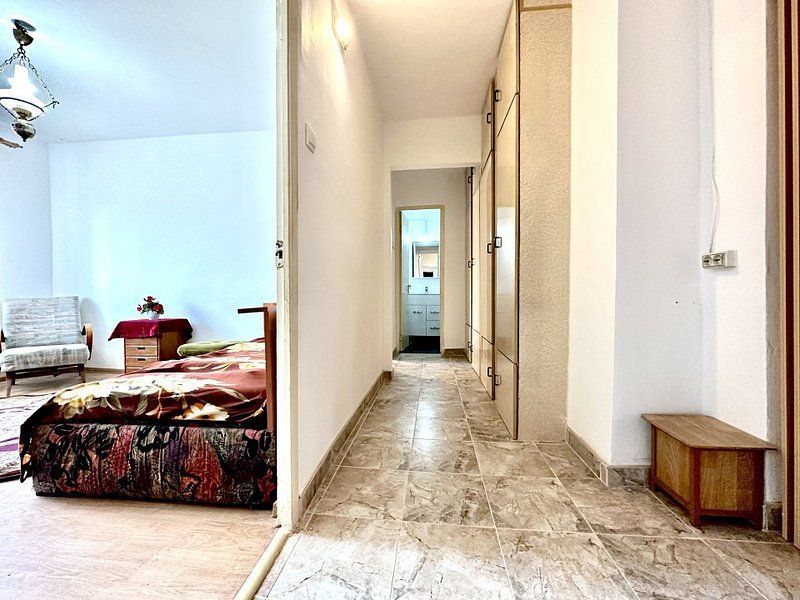 Apartament cu 4 camere zona Aradului - Poză 12