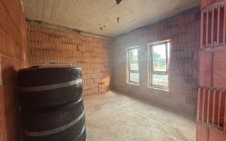 Sanmihaiu Roman,1/2 Duplex , Parter, 3 camere,o baie ,Terasa Acoperita - Poză 9