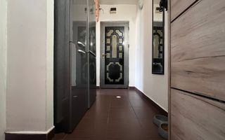 Zona buna! Vânzare apartament cu 2 camere în Târgoviște- micro 6! - Poză 5