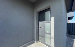 Duplex modern despartit prin baie - Mosnita Noua - Poză 12