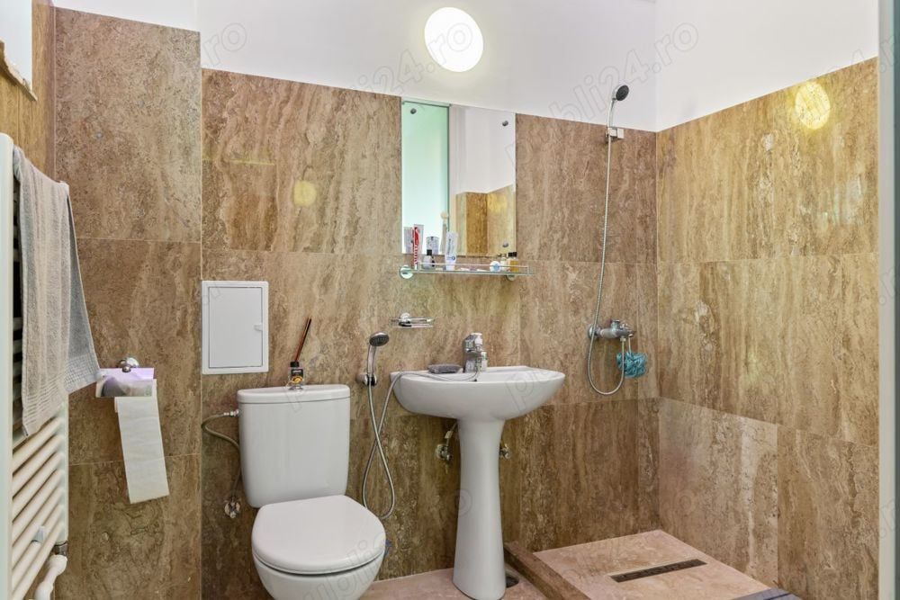 BRASADAS vinde Studio Lux Etaj 9/9 40mp Piata Romana. - Poză 7