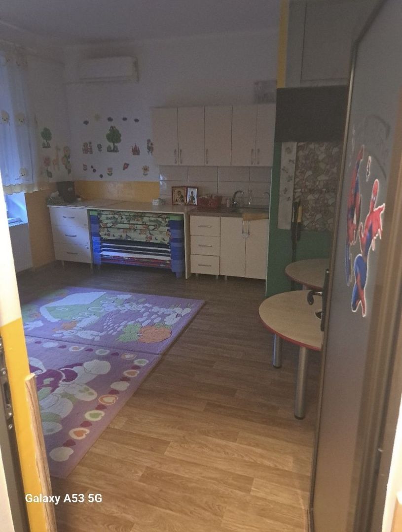 Casa in centrul orasului S+P+M Piata Mare - Poză 6