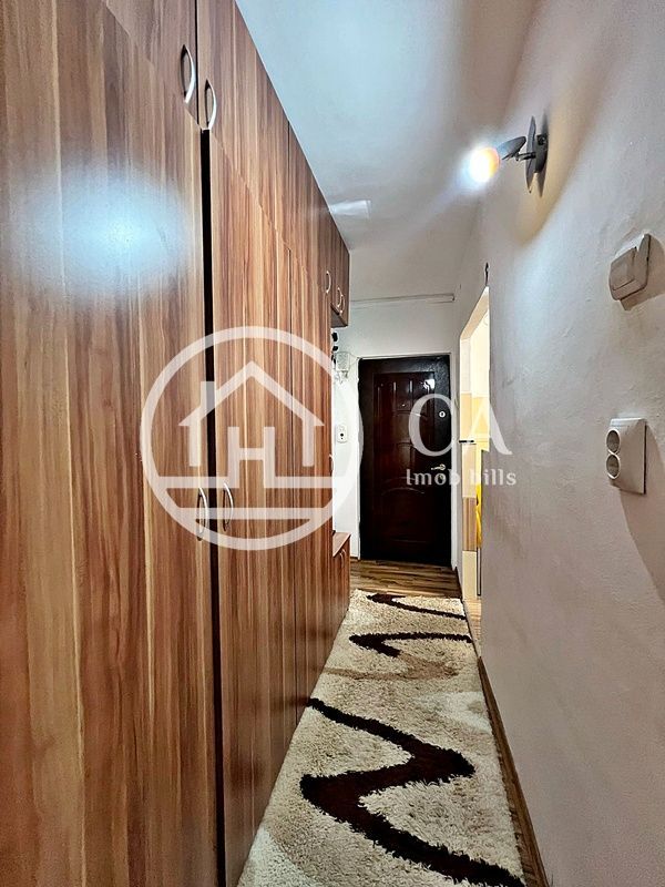 Apartament de vânzare cu 2 camere tip X mare în zona Rogerius, Oradea - Poză 8