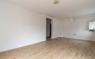 Apartament renovat cu 2 camere + loc de parcare de vanzare Floresti - Poză 2
