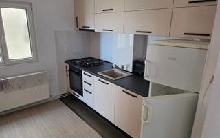 Apartament 3 camere Zona Gh Lazar - Poză 4