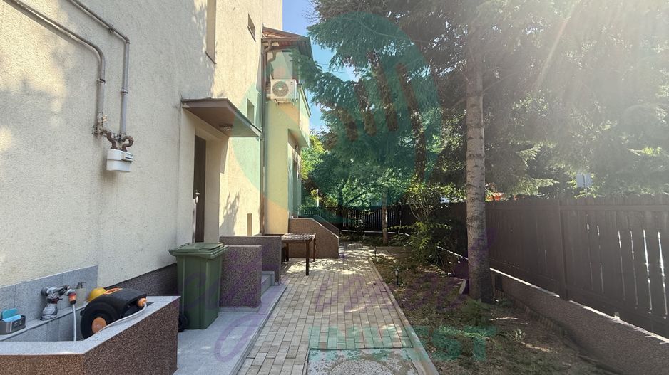 Casa CONSOLIDATA - SITUATA PE COLT - cu o curte libera generoasa - Poză 2