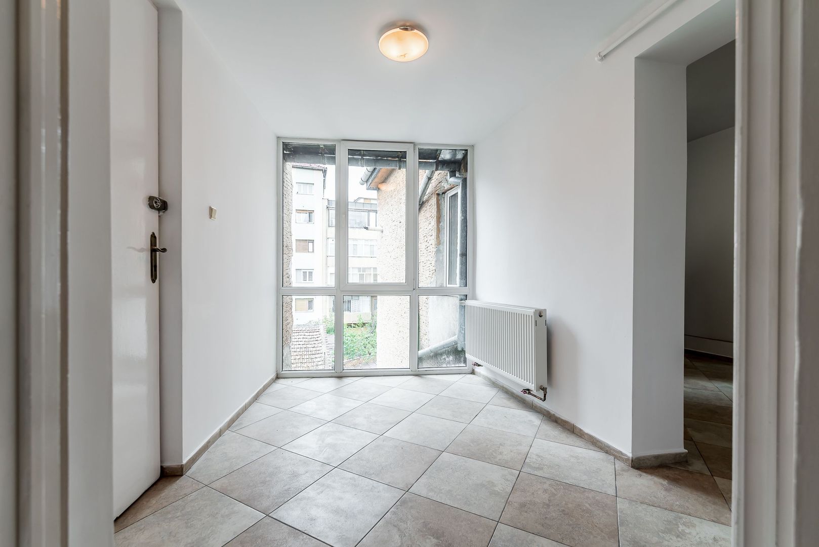 Apartament 3 camere + GARAJ PROPRIU pe B-dul Vasile Milea | Etaj 2 - Poză 12