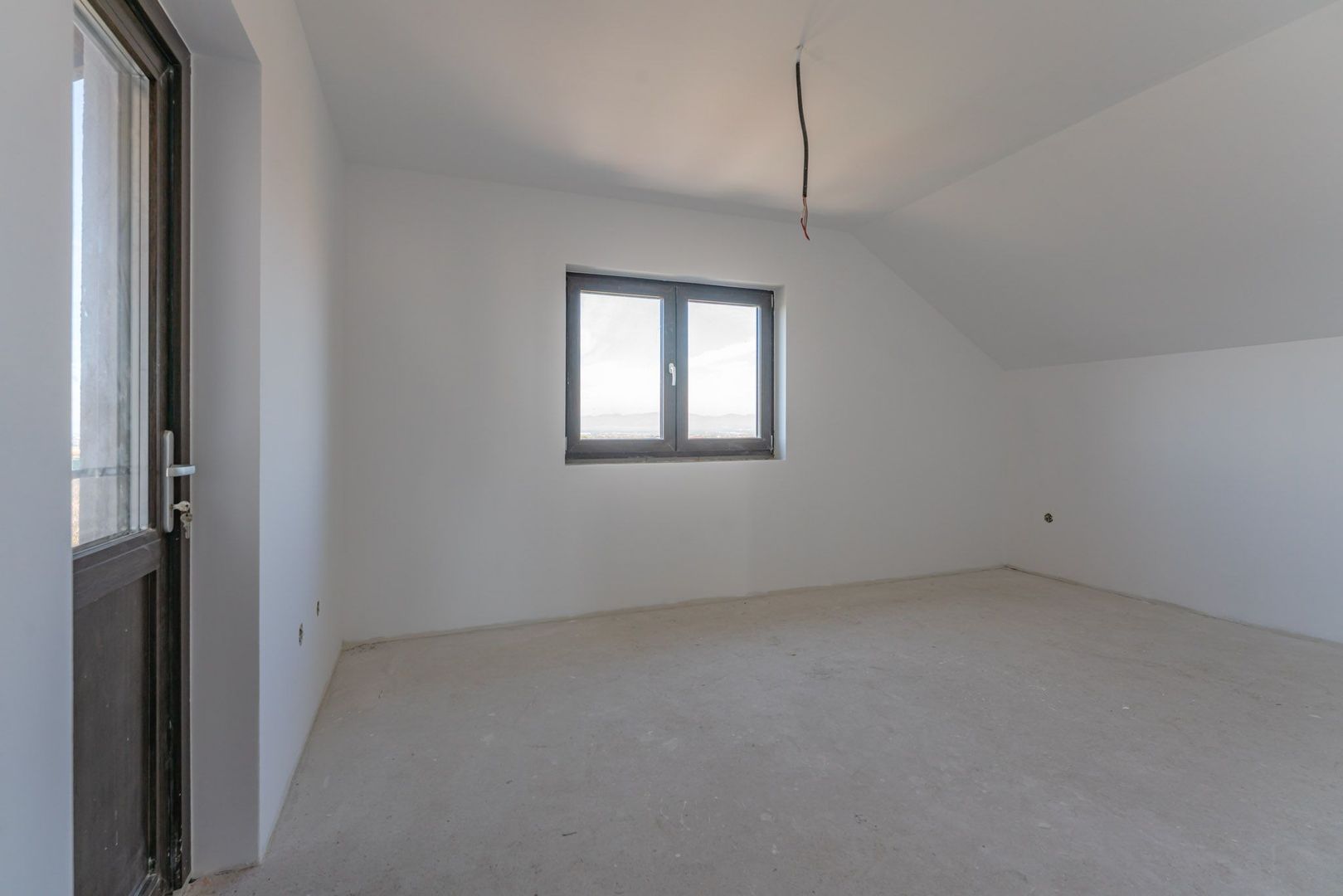 Casă nouă în Bod, P+M, de vânzare "la alb" sau "la cheie" - Poză 12