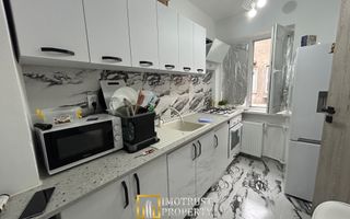 Apartament 3 camere de vânzare sau schimb – Arad ultracentral - Poză 3