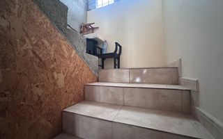 Casă de vânzare în Pucioasa! - Poză 18